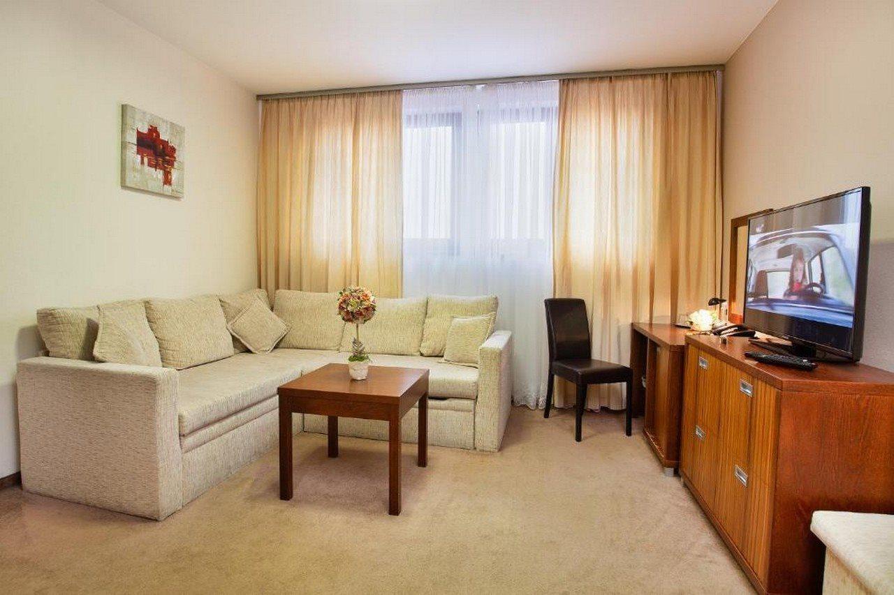 Hotel Academic Zvolen Ngoại thất bức ảnh