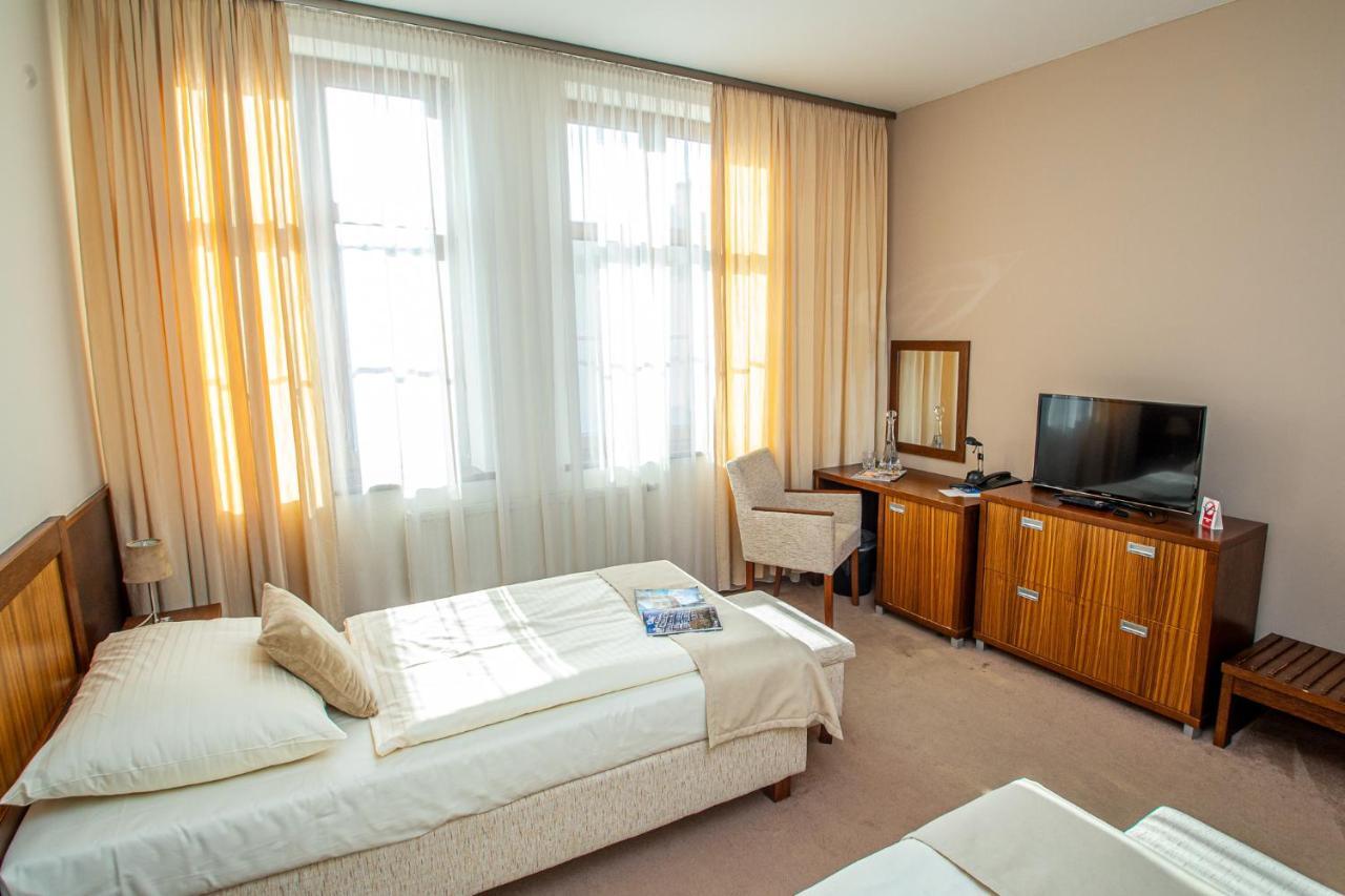 Hotel Academic Zvolen Ngoại thất bức ảnh
