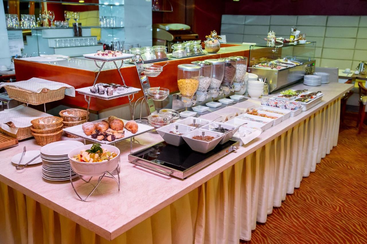 Hotel Academic Zvolen Ngoại thất bức ảnh